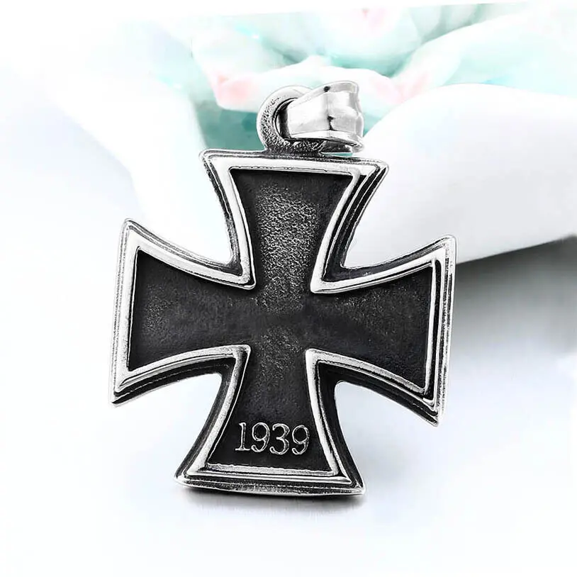 Mens Stainless Steel 1813 1939 WW2 German Iron Cross Pendant Necklace Men