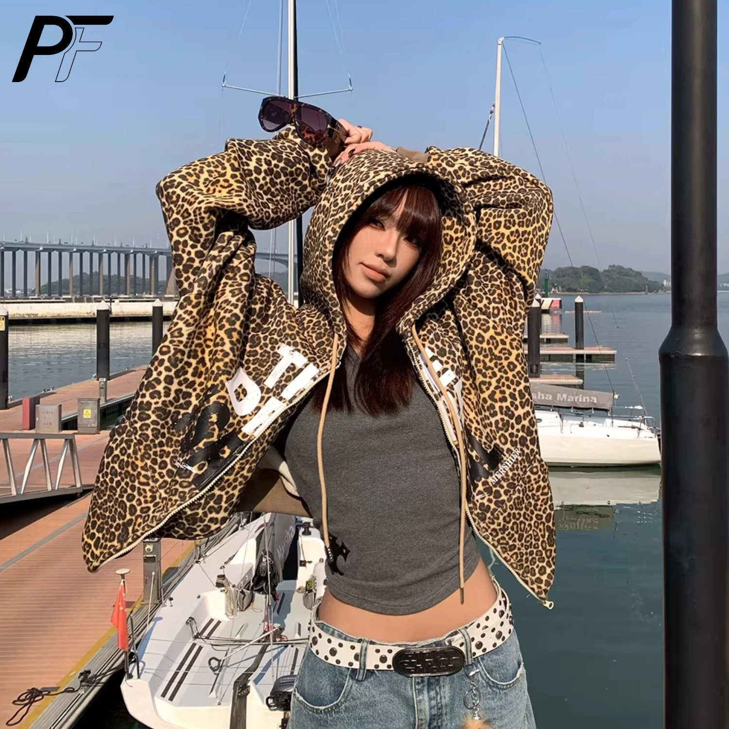 

Винтажная толстовка на молнии с леопардовым принтом для мужчин, уличная одежда в стиле Y2K, куртка с капюшоном и эффектом потертости, ретро-свитшот оверсайз с капюшоном