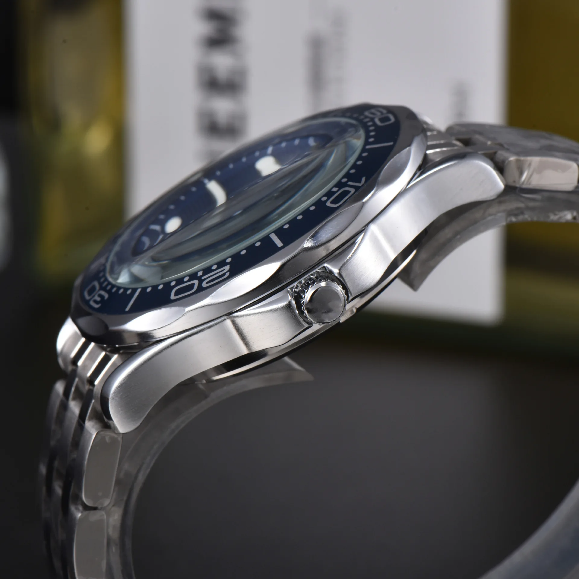 Fashion Luxury Style Men's Watch Original Quartz Watch Men's Stainless Steel Waterproof Sports Watch