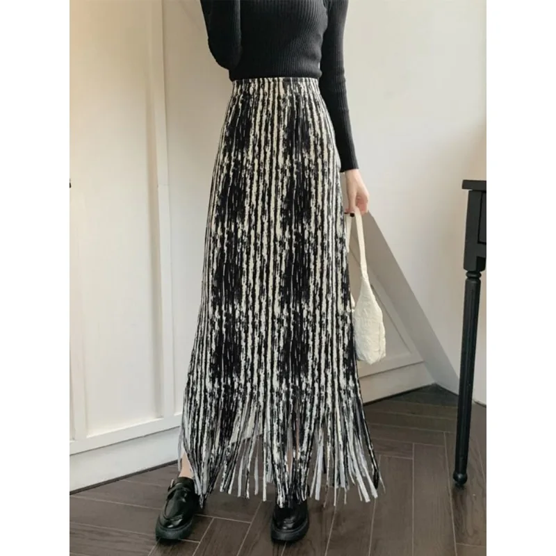 

Fashionable Tie-dye Tassel Skirt for Women Autumn New High-waisted Long Skirt Versatile Korean Style Skirt