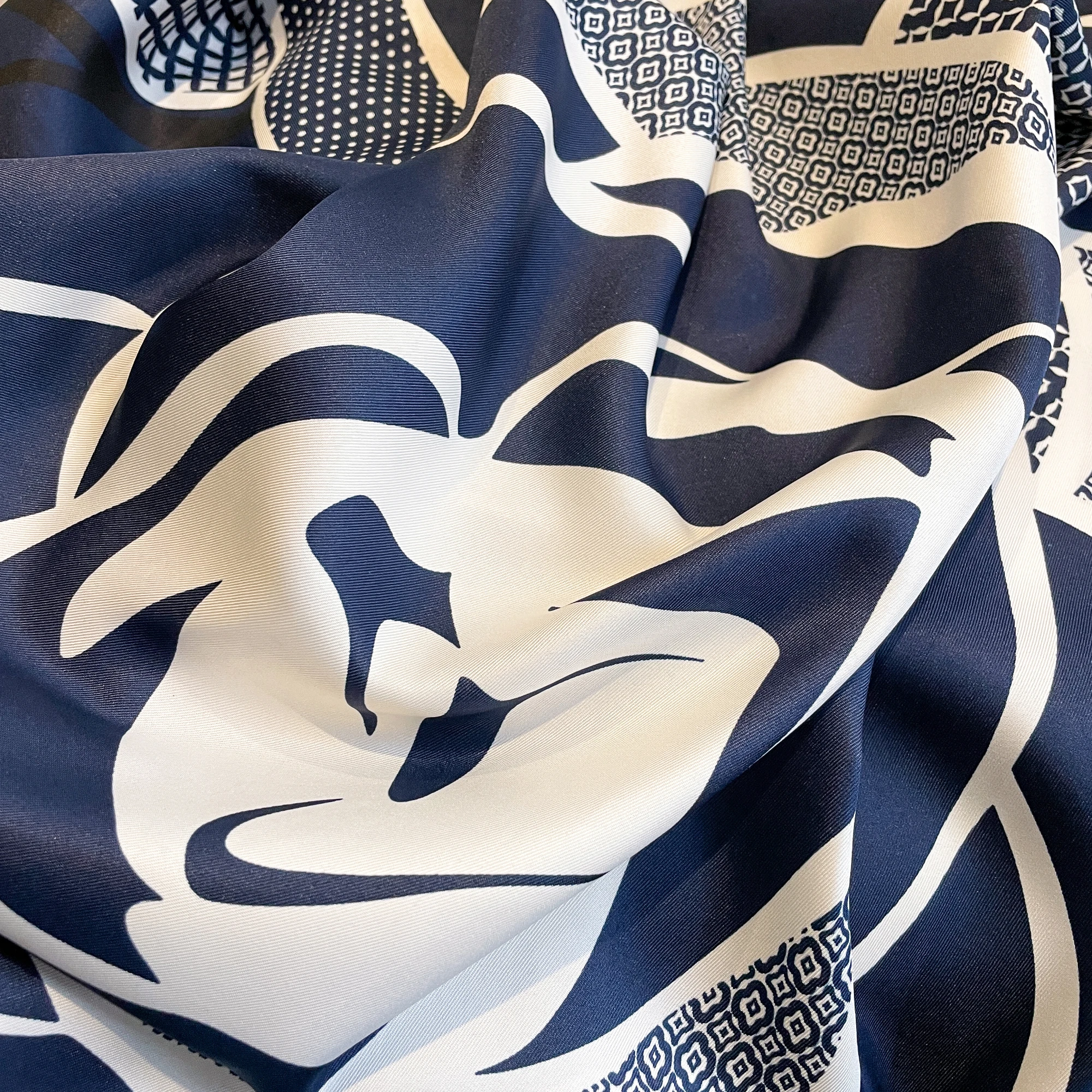 تصميم جديد فاخر 90 سنتيمتر حك الحرير النساء وشاح واقية من الشمس Foulard شال الحجاب الإناث الشعر الحجاب يلتف منديل باندانا Echarpe #6