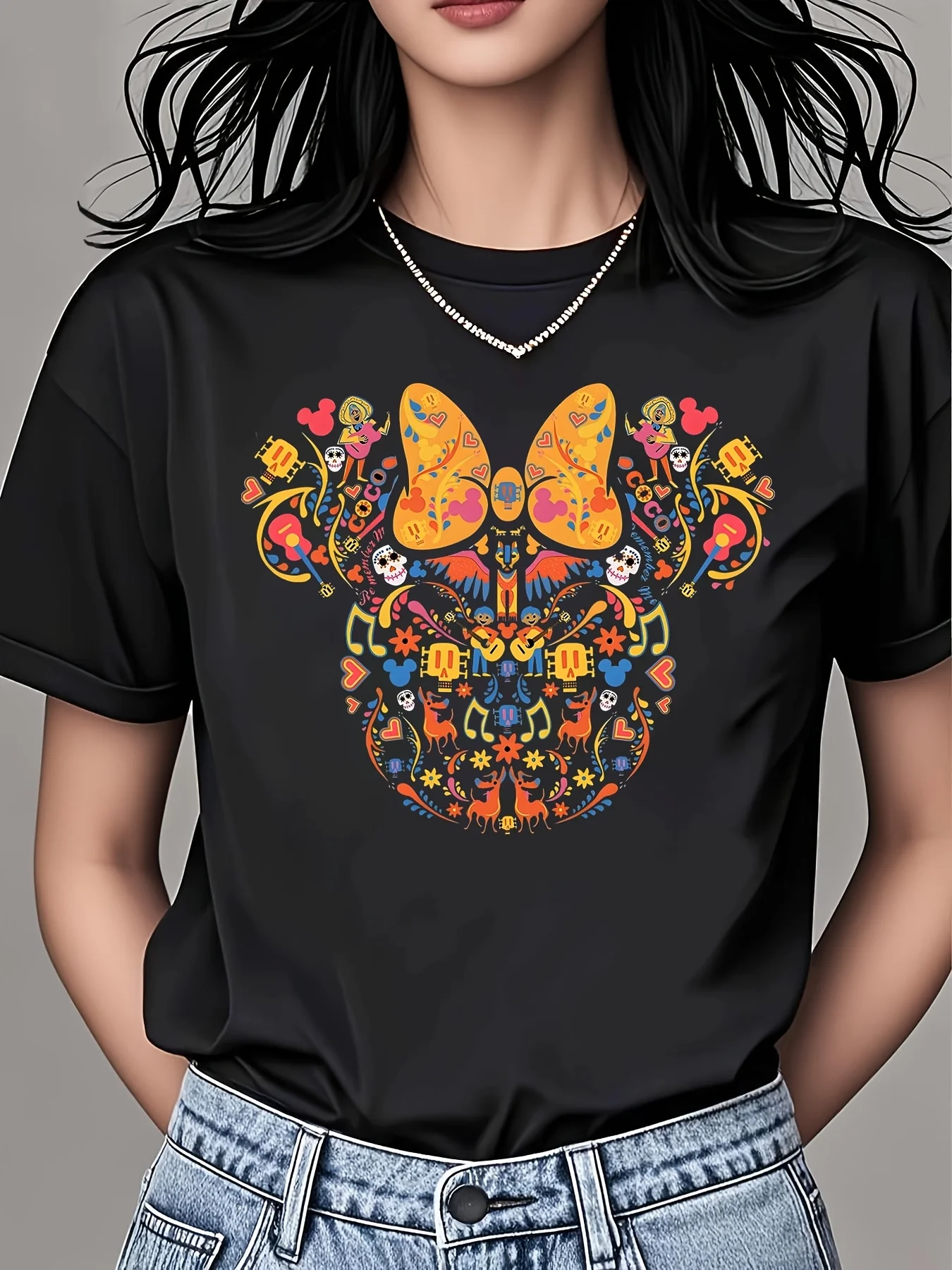 Camiseta estampada de la película Disney Coco Miguel, diseño de esqueleto vibrante y nota musical, adecuada para ropa informal de verano