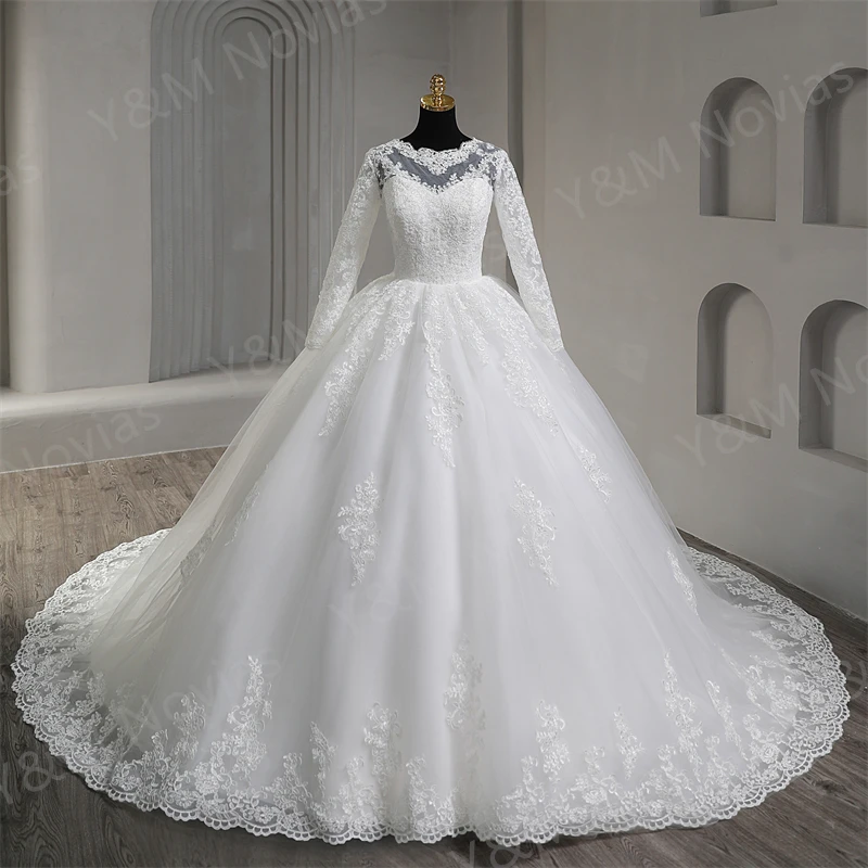 

O Neck Lace Appliques Embroidery Charming Sweetheart White Wedding Dress With Full Sleeve Custom Made Size Ball Gown