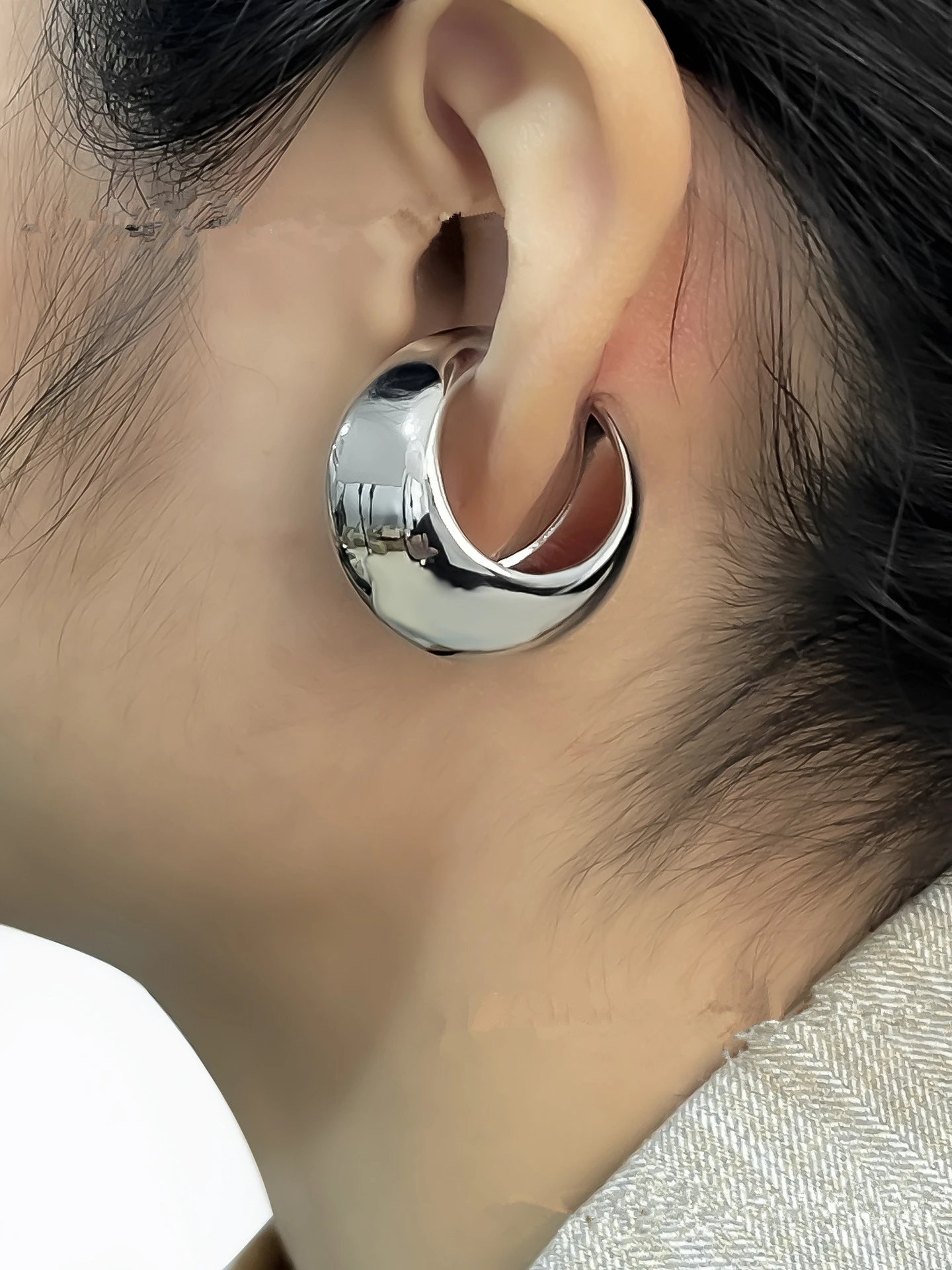 Punk No Piercing Metal Smooth Hollow Chunky Ear Clips Earrings for Women Men Trendy Thick Cartilage Cuff Earrings Jewelry Gifts