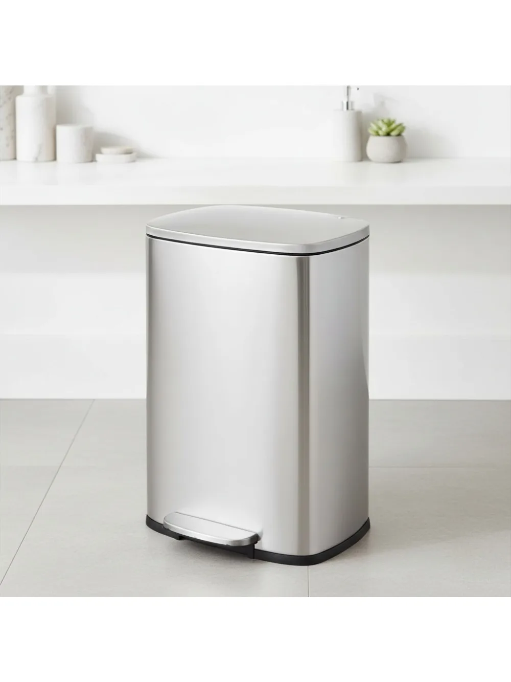 

13 Gallon Stainless Steel Kitchen Trash Can with Foot Pedal, Removable Lid & Inner Bucket for Home Office Recycling Bin
