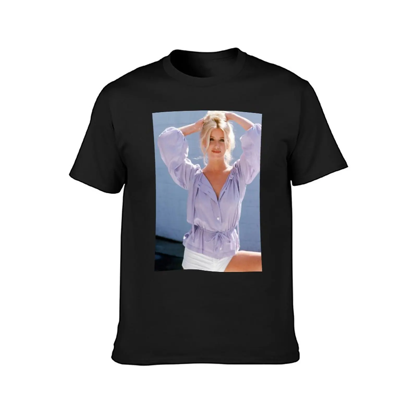 Suzanne Somers pretty T-Shirt tees graphics anime clothes boys whites slim fit t shirts for men