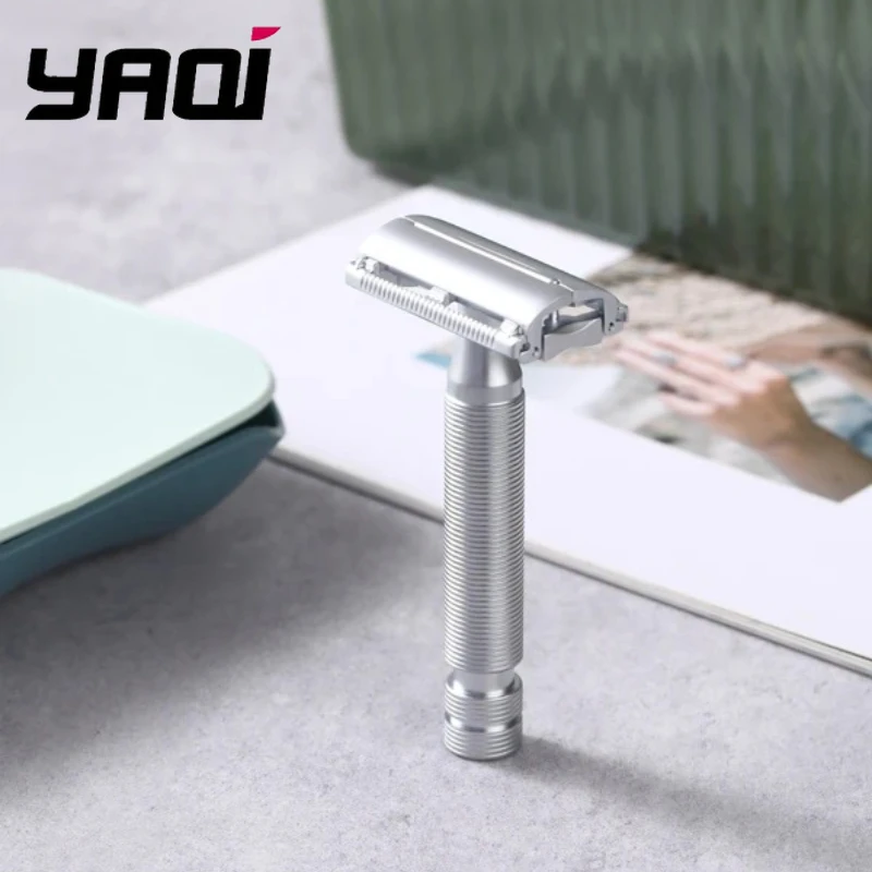 Yaqi Monarch ماكينة حلاقة آمنة بلون الكروم غير اللامع، رأس ماكينة حلاقة من سبائك الزنك ومقبض من الألومنيوم + النحاس، ماكينة حلاقة خفيفة الوزن ومتينة