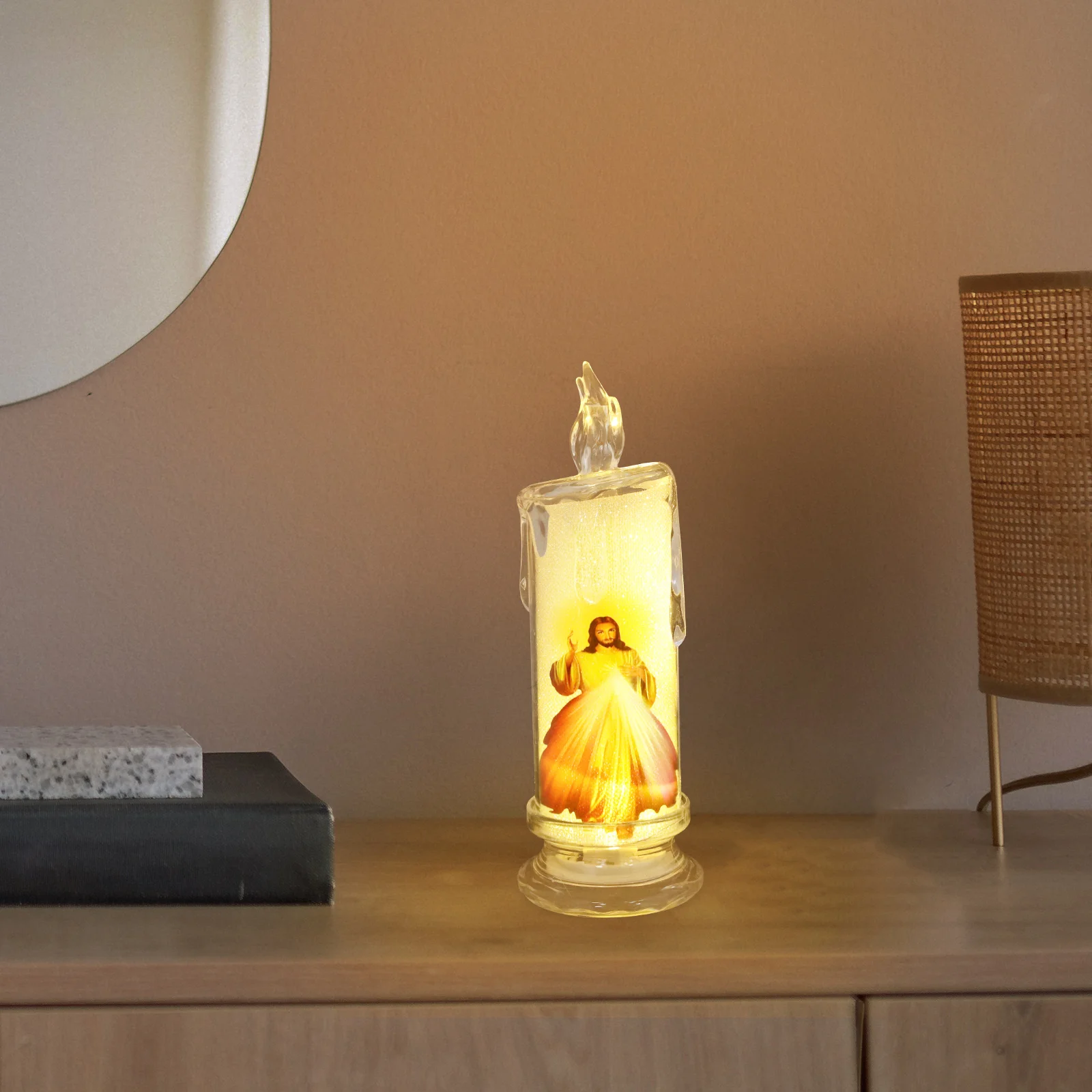 Linterna de Jesús de 4 piezas, luz LED, velas eléctricas sin llama, soportes cónicos religiosos