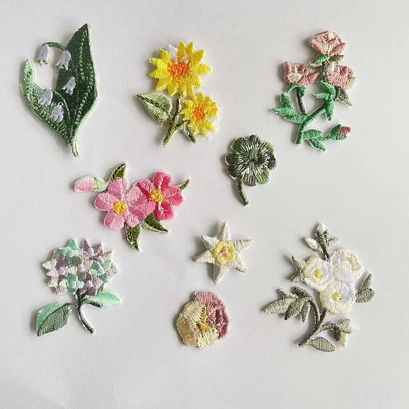 9PC/Clothing Patch Flower Fabric Appliques,Hydrangea,Jasmine,Rose Iron On Embroidered Patches,Vetement Thermocollant Sticker