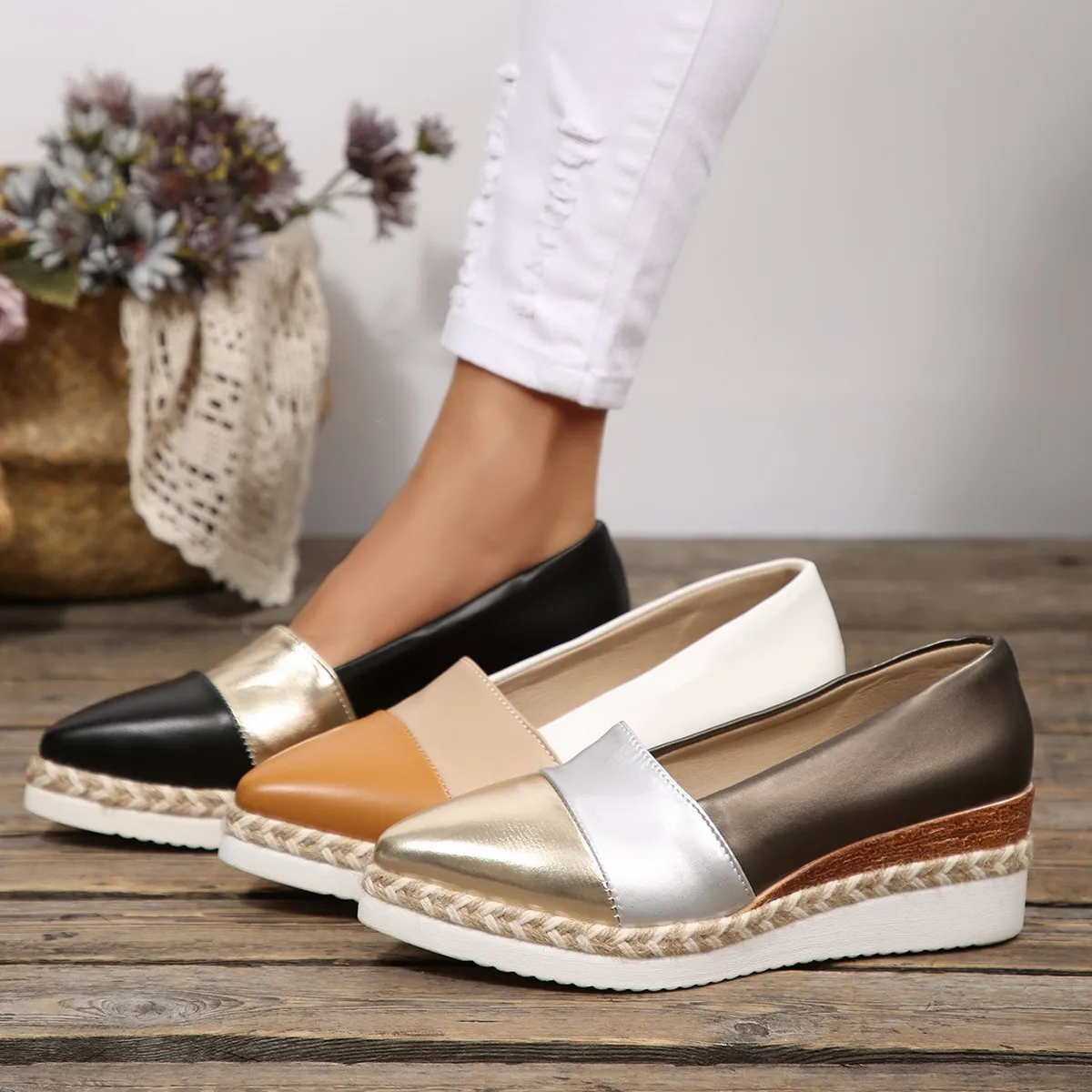 sapatos-femininos-de-salto-anabela-com-bico-fino-e-design-de-cores-coordenadas-sola-grossa-casuais-slip-on-rasos-para-primavera-e-outono
