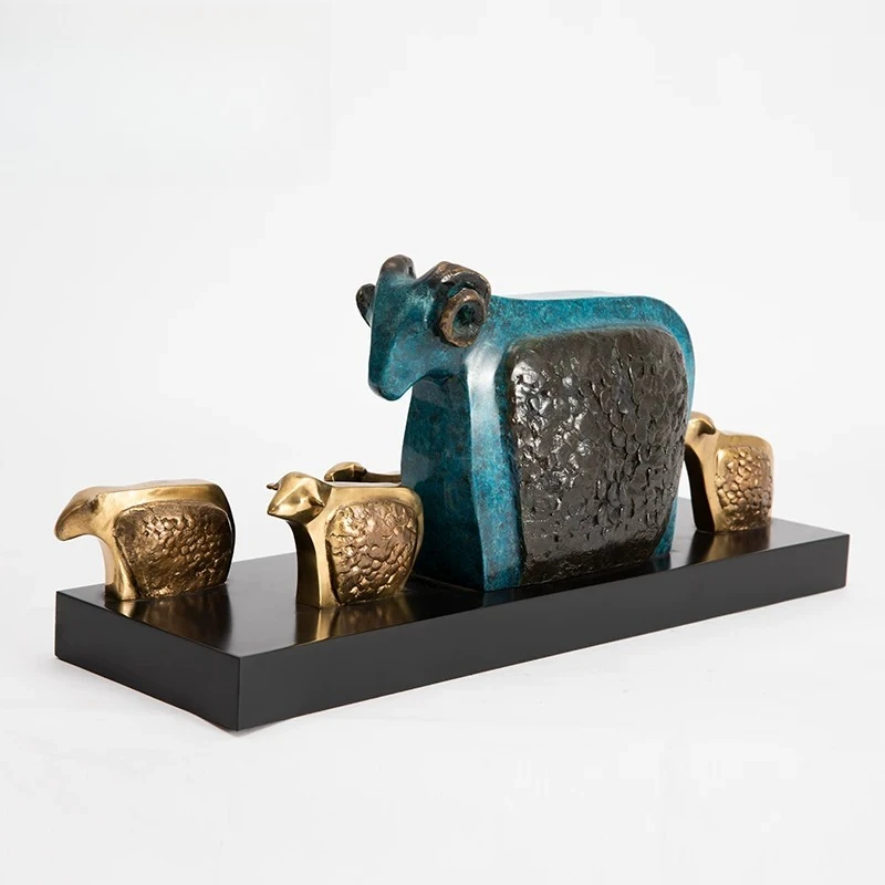 Bronze sheep ornament auspicious sheep zodiac gift entrance living room study desktop ornament high-end business gift