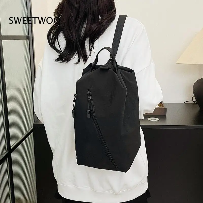 Unisex Minimalist-Style Drawstring-Closure Wrinkle-Fabric Lightweight Backpack