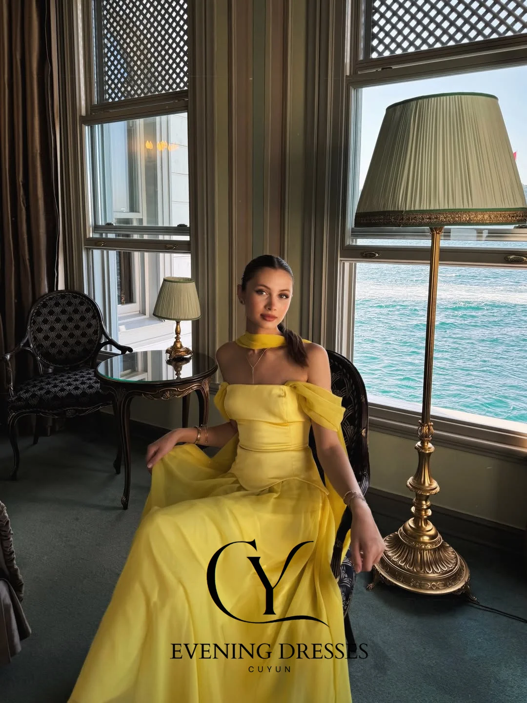 فستان سهرة شيفون مكشوف الكتفين من CUYUN فستان حفلات صيفي مخصص أنيق على شكل حرف A فساتين زفاف للضيوف للنساء