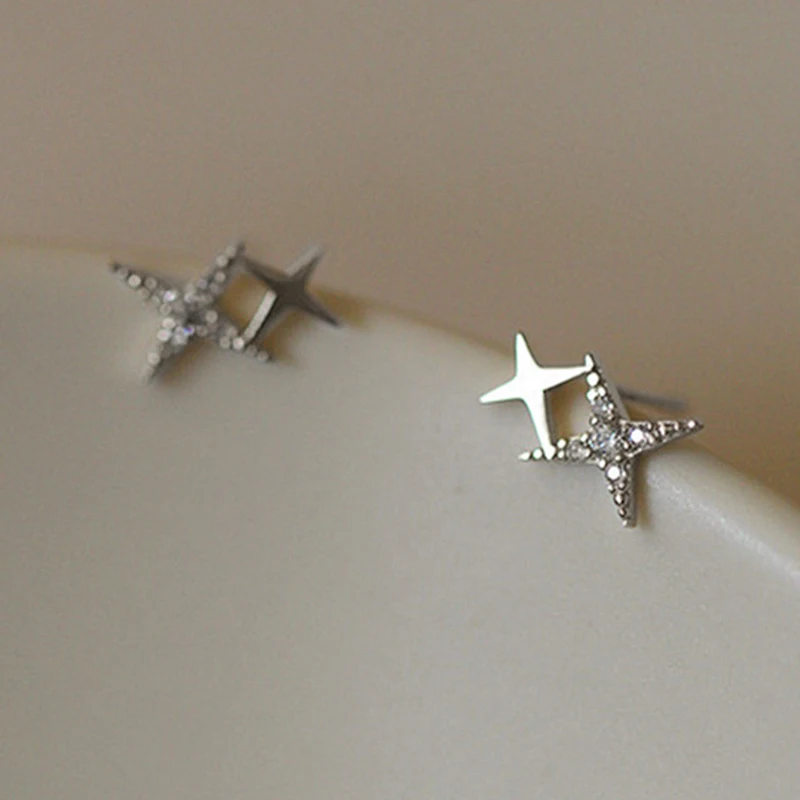 Neue Modische Silberfarbene Ohrstecker für Damen, Geschenk für Bankette, Asymmetrische Kreuz-Stern-Ohrringe, Vintage-Schmuck-Accessoires – Detail 8