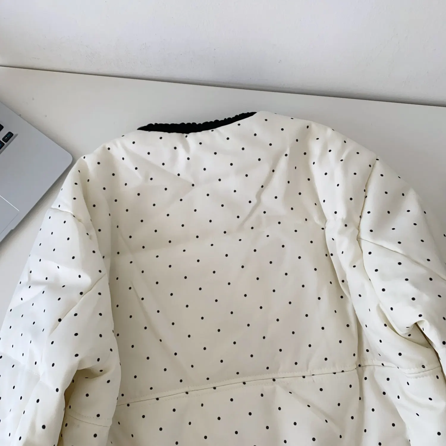 SINGREINY Polka Dot Cotton-Padded Short Jacket Korean Lace Up Drawstring Pocket 2026 Winter Ladies Preppy Style Warm Thick Coat