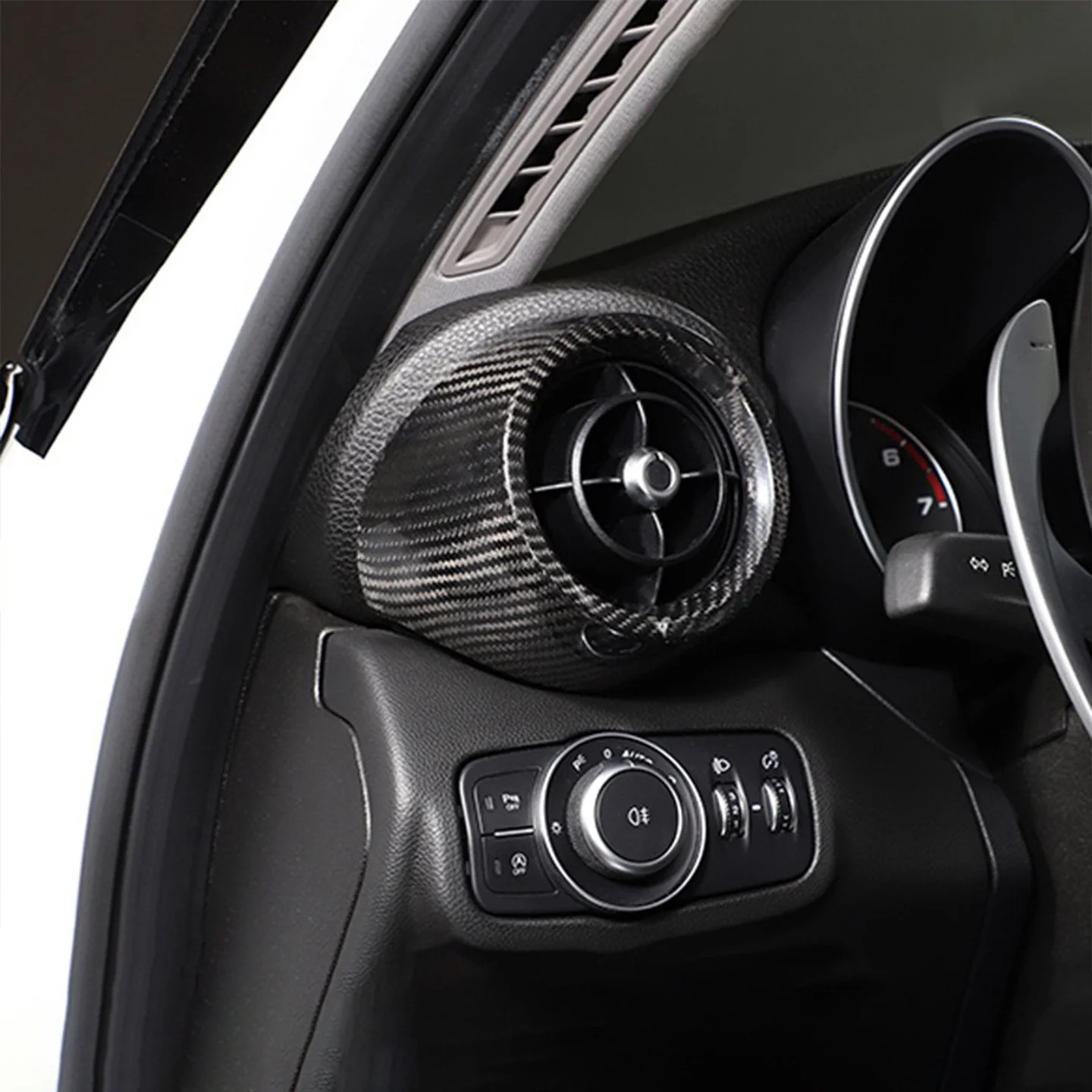 

Suitable for Alfa Romeo Giulia 2017-2019 Real Carbon Fiber Front Side Air Vent Cover Frame Ring Decorative Accessories