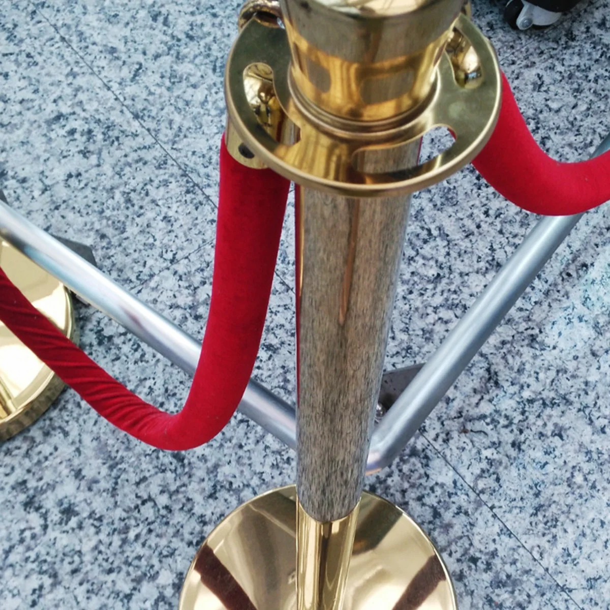 Rope Barrier Red Stanchion Crowd Control Ropes Queue Barriers And Poles Carpet Stanchions Gold Post Lint Hanging Posts Set With