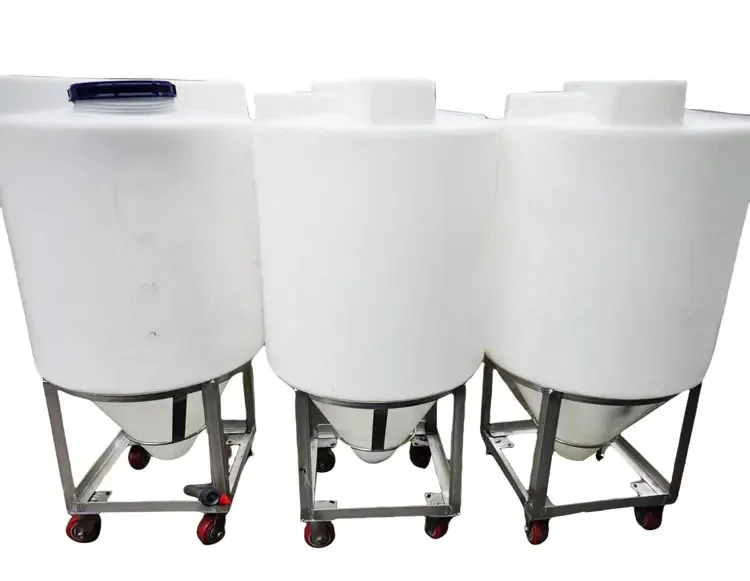 Tanque químico plástico rotacional de alta qualidade com agitador