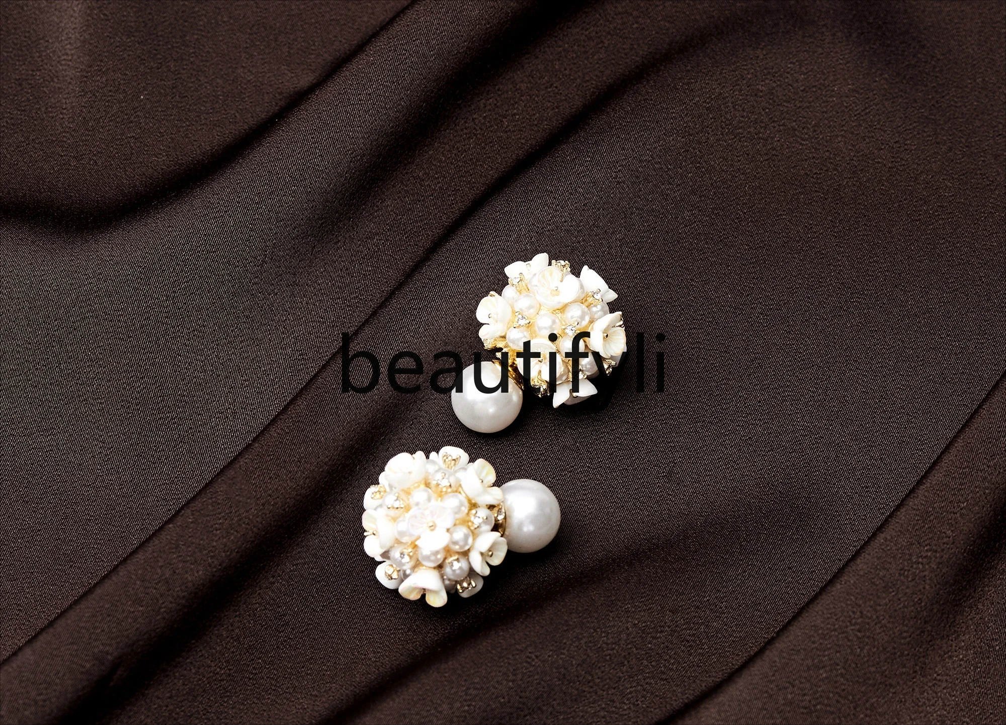 

French retro pearl flower earrings super fairy rear hanging niche unique exaggerated earrings stud earrings