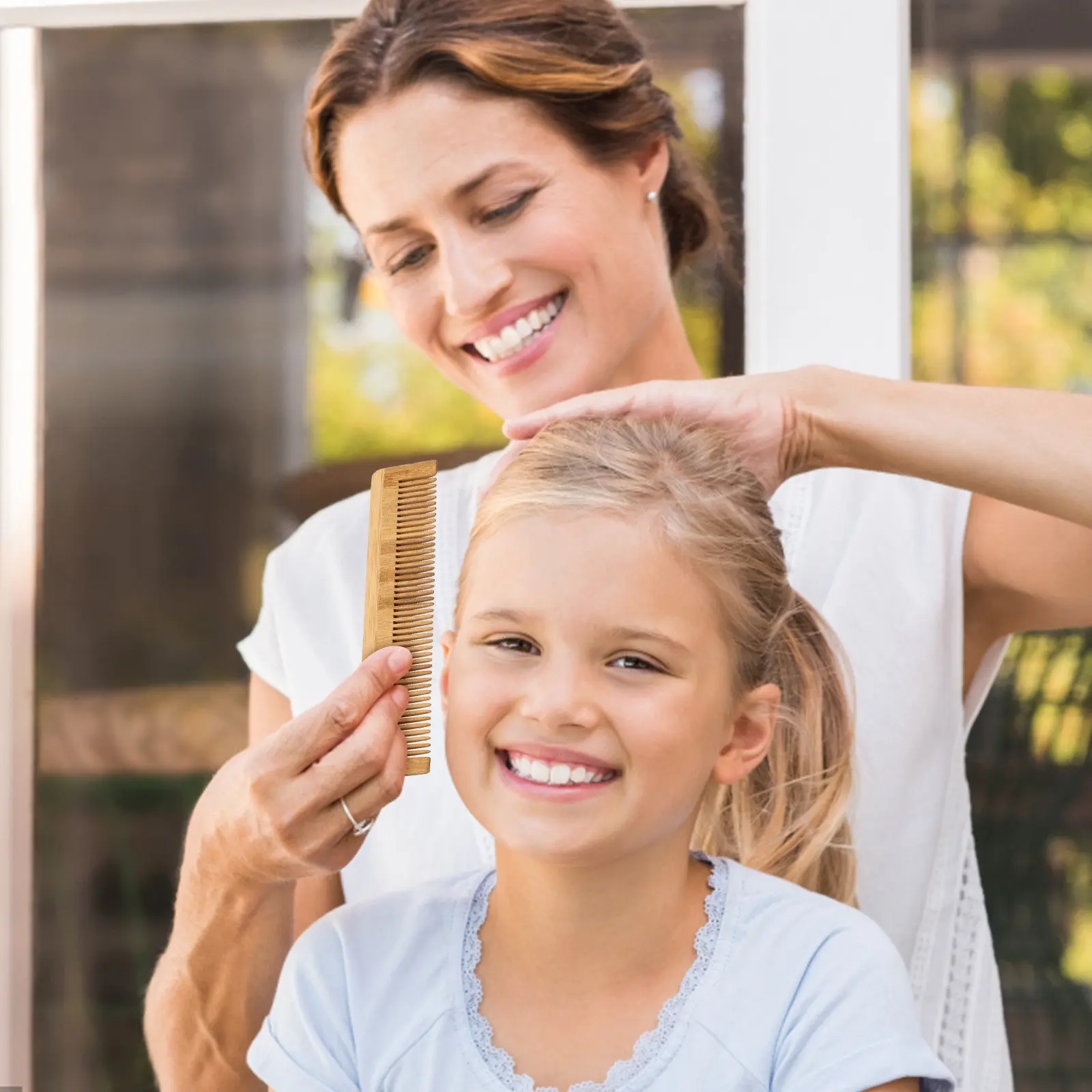 

Набор из 5 бамбуковых деревянных расчесок ручной работы: эргономичные, антистатические, с мелкими зубьями, для распутывания волос и массажа, для мужчин и женщин