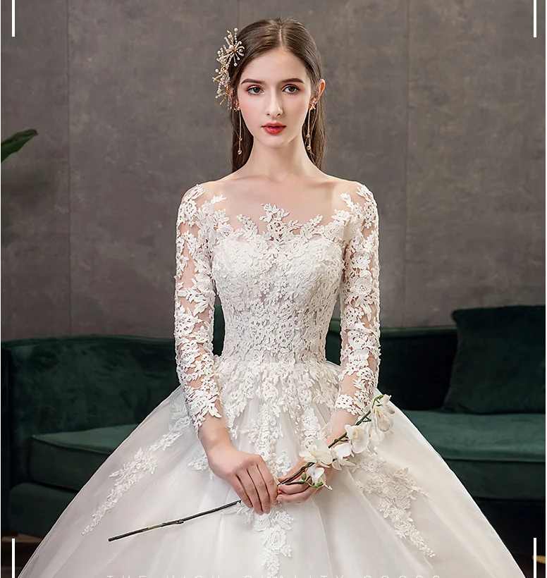 Women's Lace Appliques A-Line  Bride Gowns Sweep Train  O-Neck Long Sleeve Wedding Dress ,White