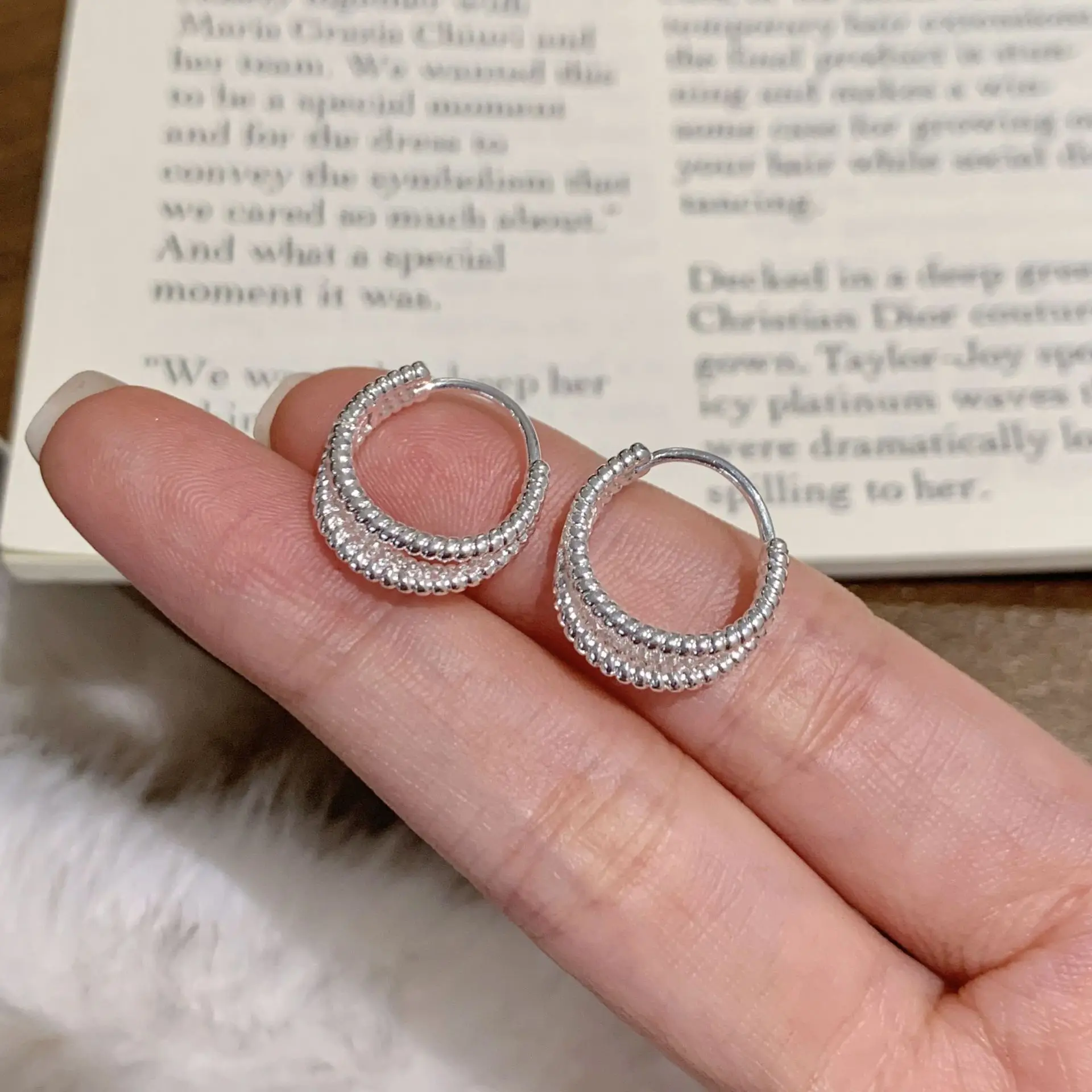 

Silver Stud Earrings Hoop Beaded Triple Layer Gold Color Heart Elegant For Women Girl Gift Jewelry Dropshipping Wholesale