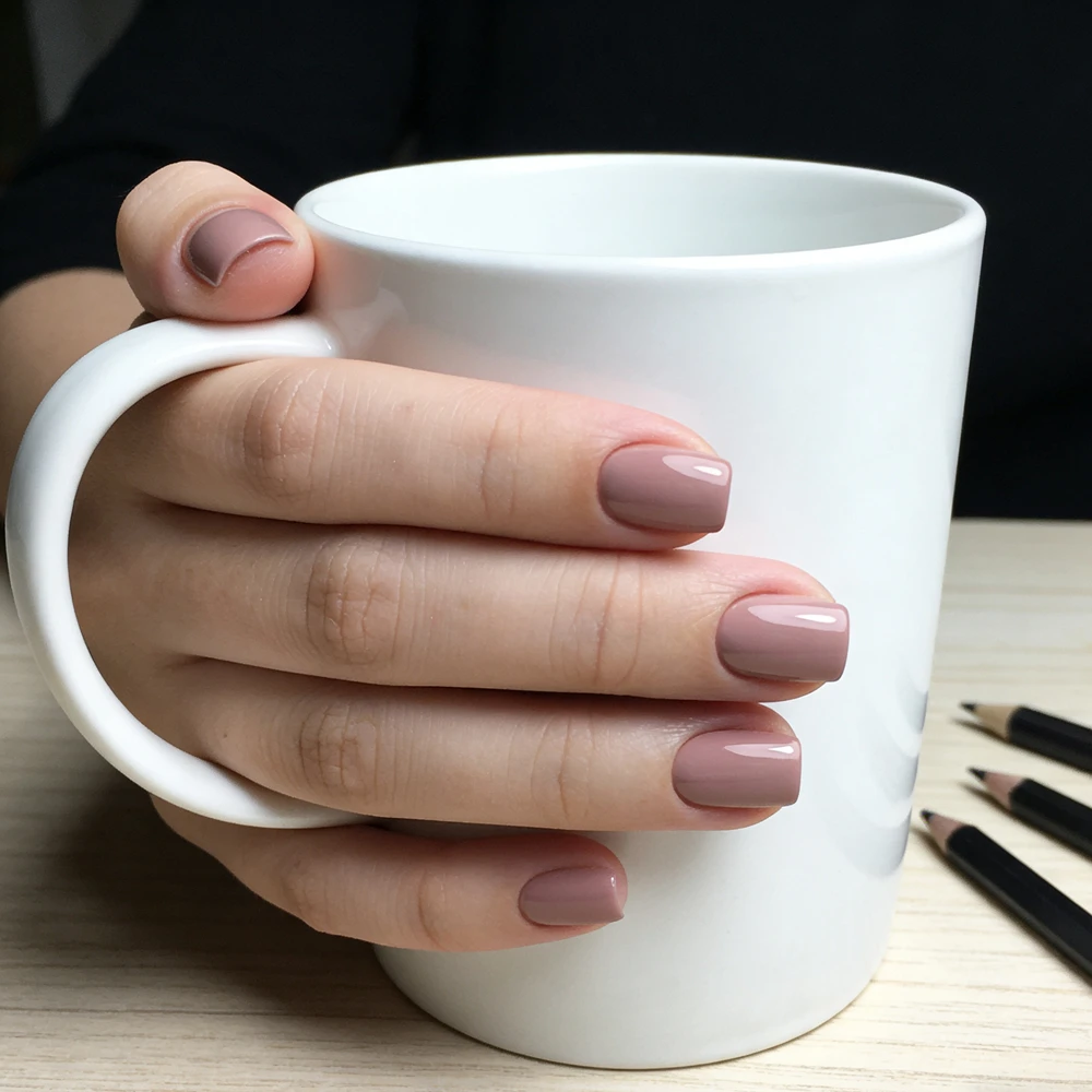 

24Pcs Short Square Nude Pink Press on Nails Glossy Full Cover False Nails with Jelly Glue Nail File for Women