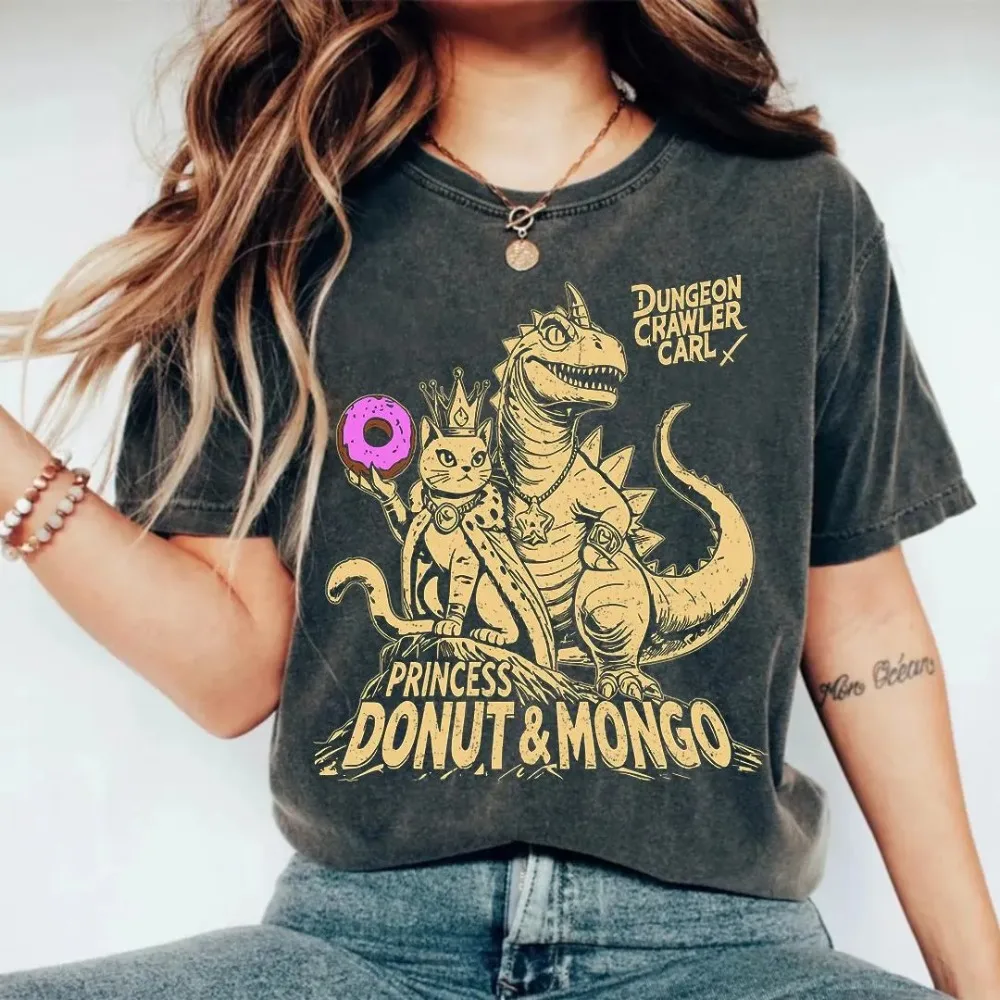 قميص الزنزانة الزاحفة كارل الأميرة دونات مونغو الخيال العلمي تي شيرت جرافيك قصير الأكمام قميص للجنسين الرجال النساء جميع المواسم