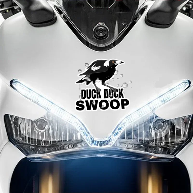 1 قطعة العصرية "Duck Duck Swoop" العقعق ملصق حائط من الفينيل-ملصق الطيور روح الدعابة لأجهزة الكمبيوتر المحمولة/السيارات/زجاجات المياه/دفاتر الملاحظات