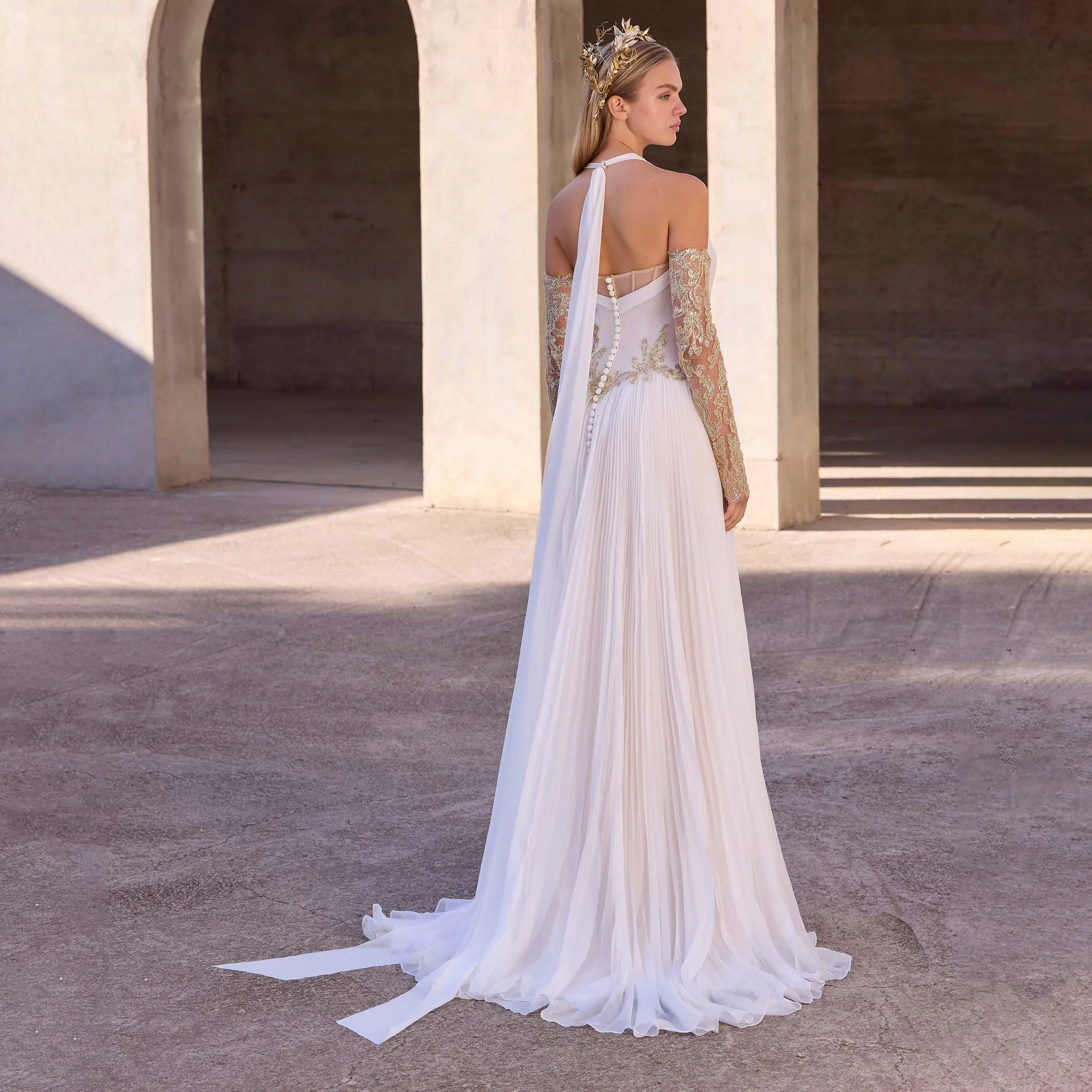 Customized Mermaid Beach Bridal Gowns Elegant Lace Applique Wedding Dresses Half Sleeve Halter-neck Pleated Boho Bridal Gowns