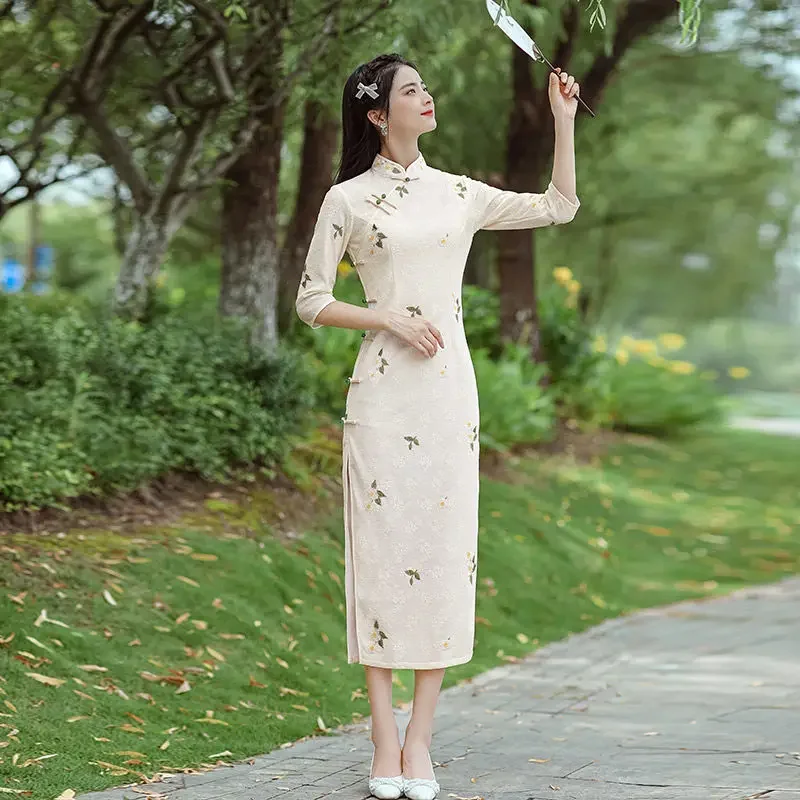 

Осеннее белое элегантное улучшенное платье Cheongsam с длинными рукавами, летнее длинное платье для молодых девушек, весна 2021, новое повседневное праздничное платье