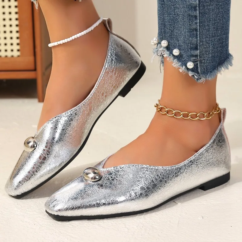 

2026 Spring Ladies Mary Jane Flat Shoes New Luxury Metal Decoration Ladies Shoes Sexy Pointed Comfortable Office Shoes Plus Size