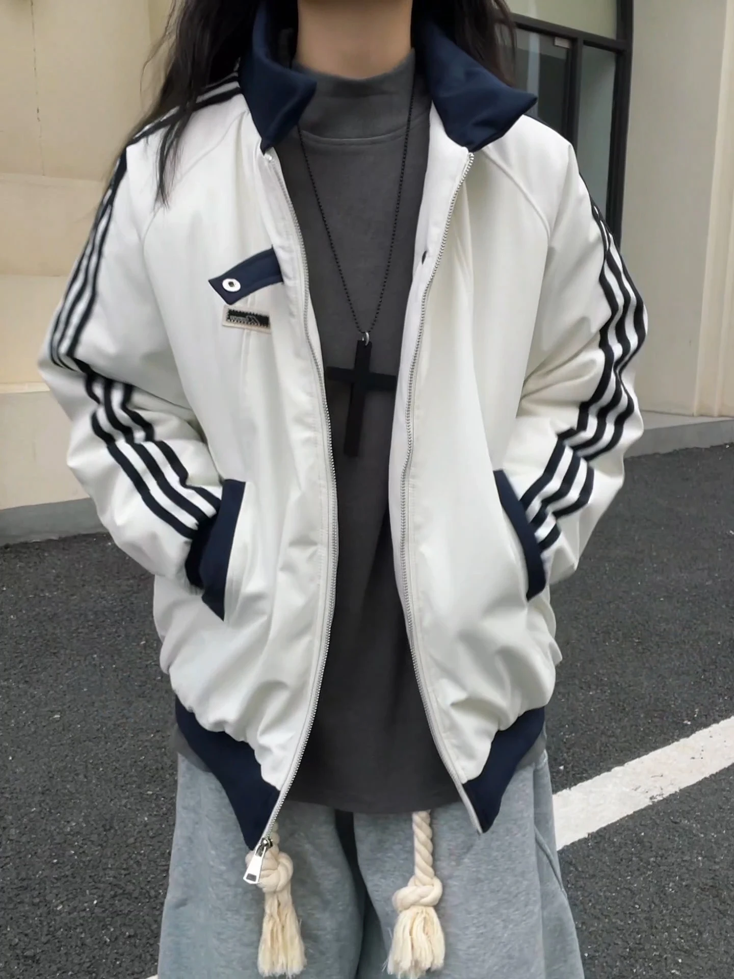 

Thiened American Color Blo Cotton Jaet Stand Collar ort Bread Sle Women's Winter Faion Brand Outerwear Couples