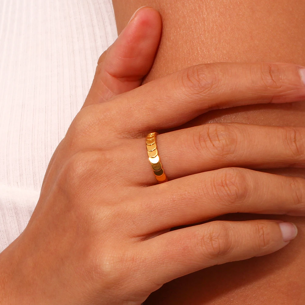 E.B.belle Basic Fish Scale Texture Design Minimalist Stainless Steel 18K Gold Plated Rings For Woman Ladies Girls Female Ring