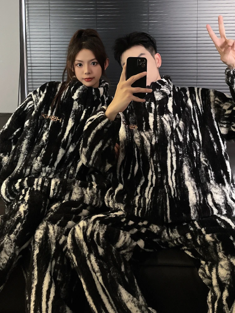 

DAIMELU couple pajamas women's autumn and winter coral fleece thickened sleepwear set men's flannel loungewear suit nightwear