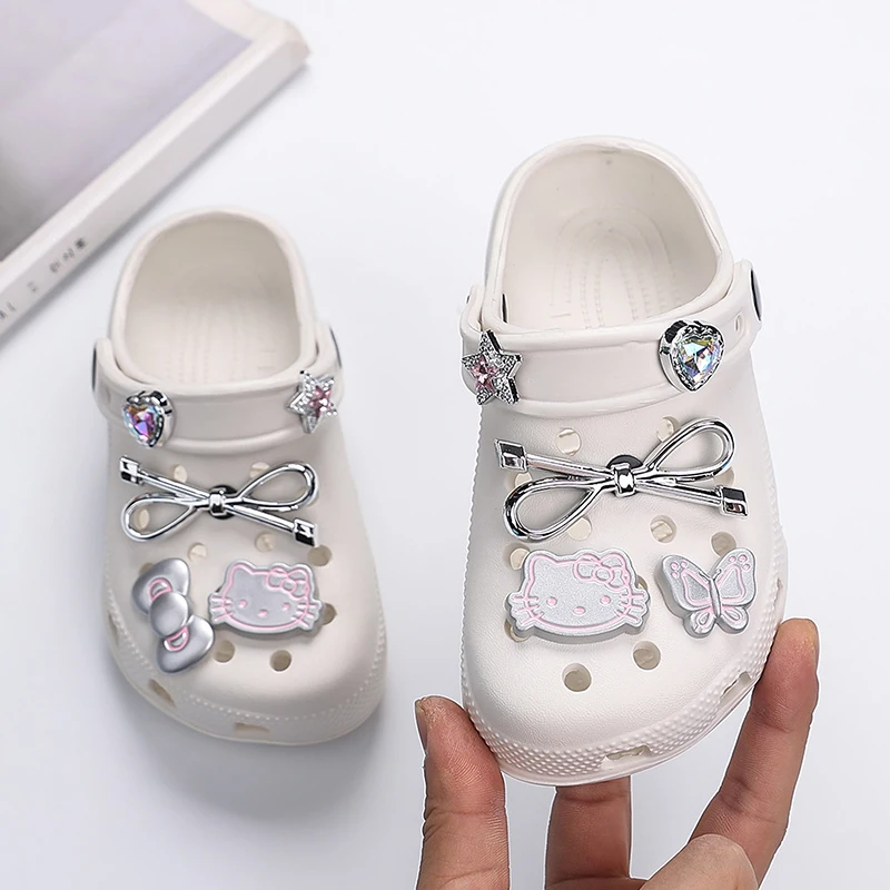 

10pcs Ins Shoes Charms Removable Butterfly Hello Kitty Shoe Accessories for Girls Summer Shoes DIY Gift Hole Shoes Decoration