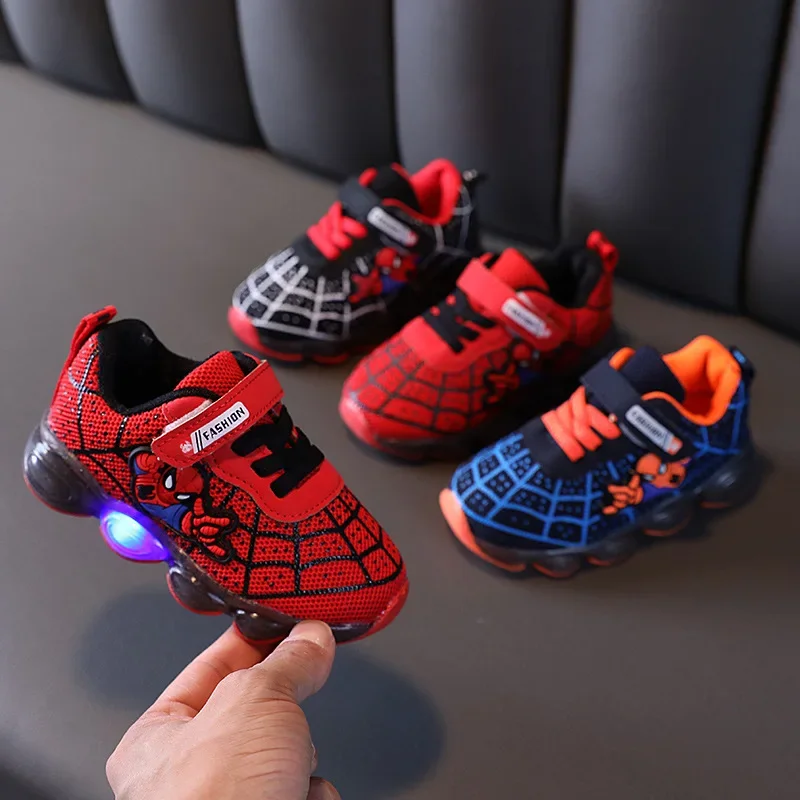 Disney Spring Autumn Children\'s Cartoon Anime Sports Shoes Boy\'s LED Luminous Shoes Kid\'s Dazzling Cool Spider-Man Casual Shoes