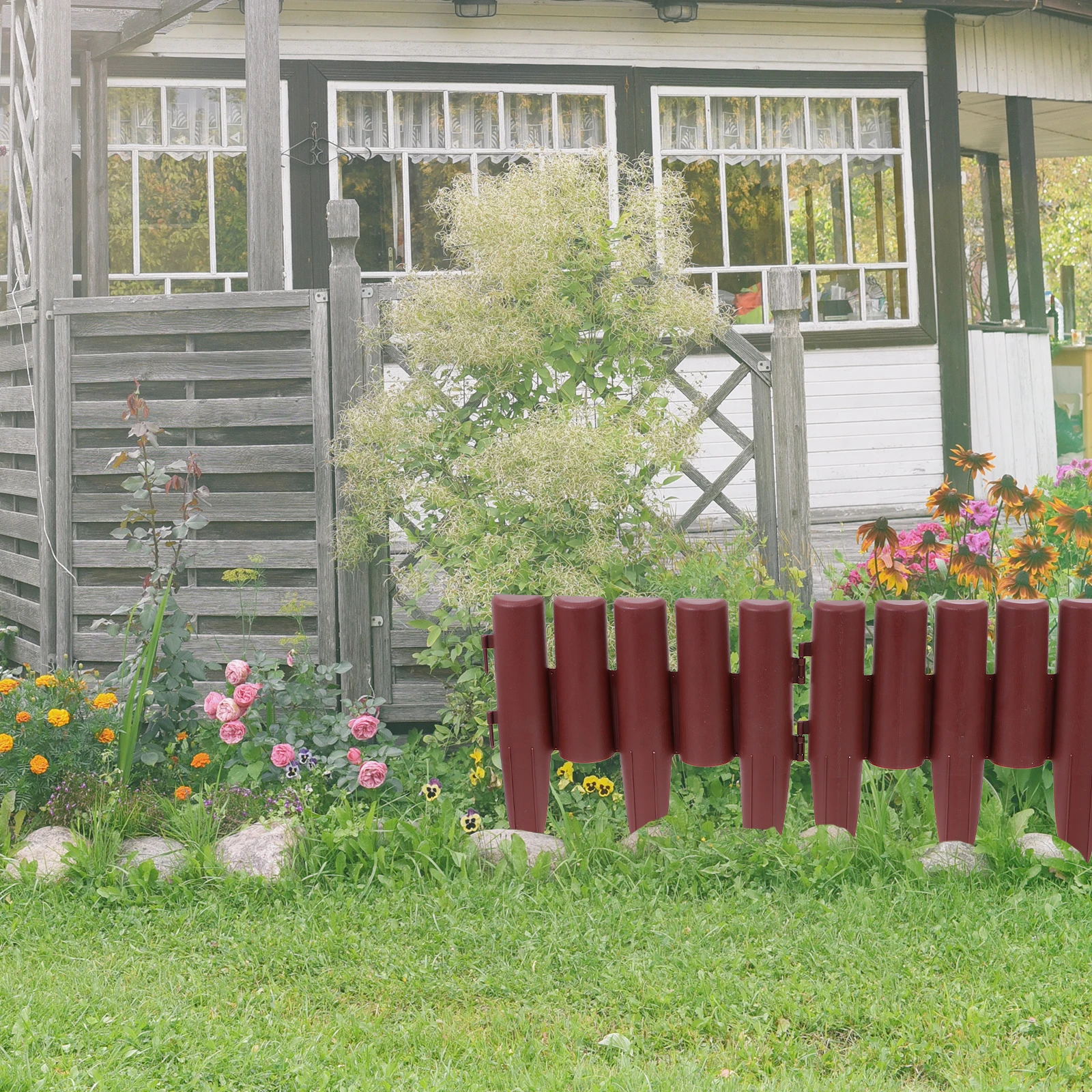 

4pcs Plastic Garden Decor European Style Brown naments Outdoor Gardening Fence Scene Adornment Lightweight Sturdy Practical