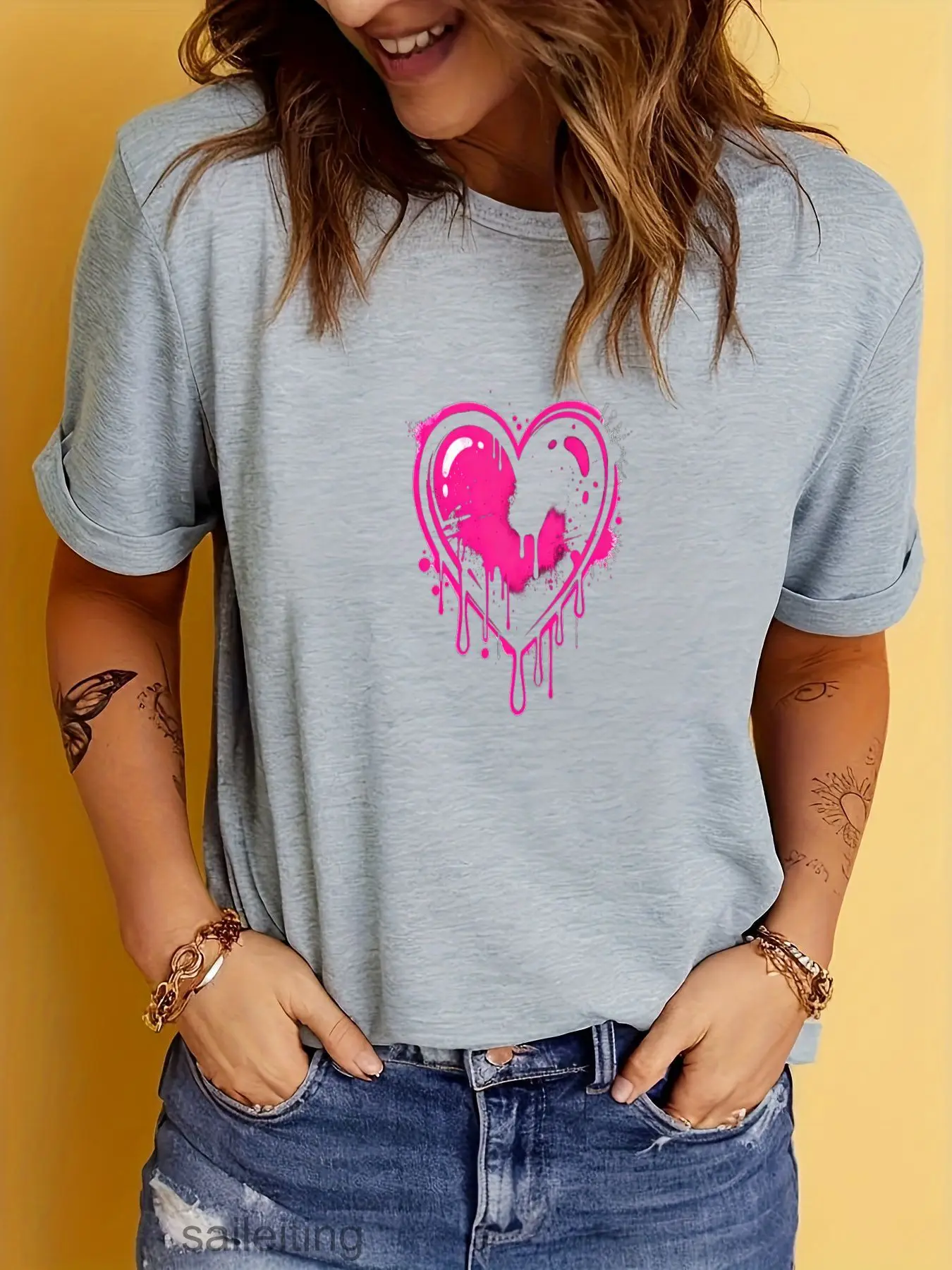 Graffiti Pink Heart Drip T-Shirt Women Men Streetwear Short Sleeve Graphic Tee Casual Summer Breathable Top with Silhouette D