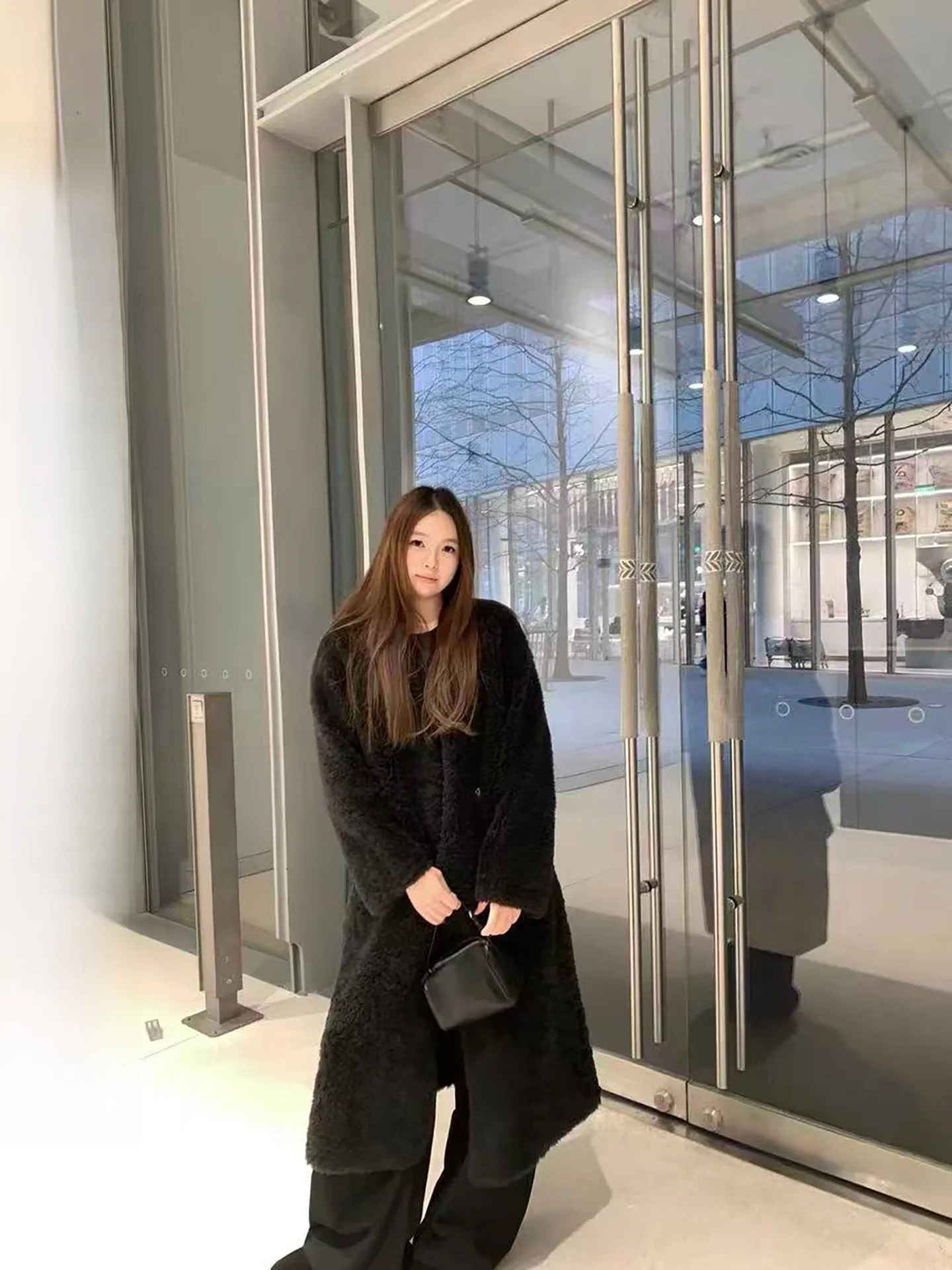 

Женская шерстяная куртка RereOstrich из 100% шерсти с V-образным вырезом, скрытыми пуговицами, свободного кроя, коллекция CleanFit Sle, зимняя коллекция