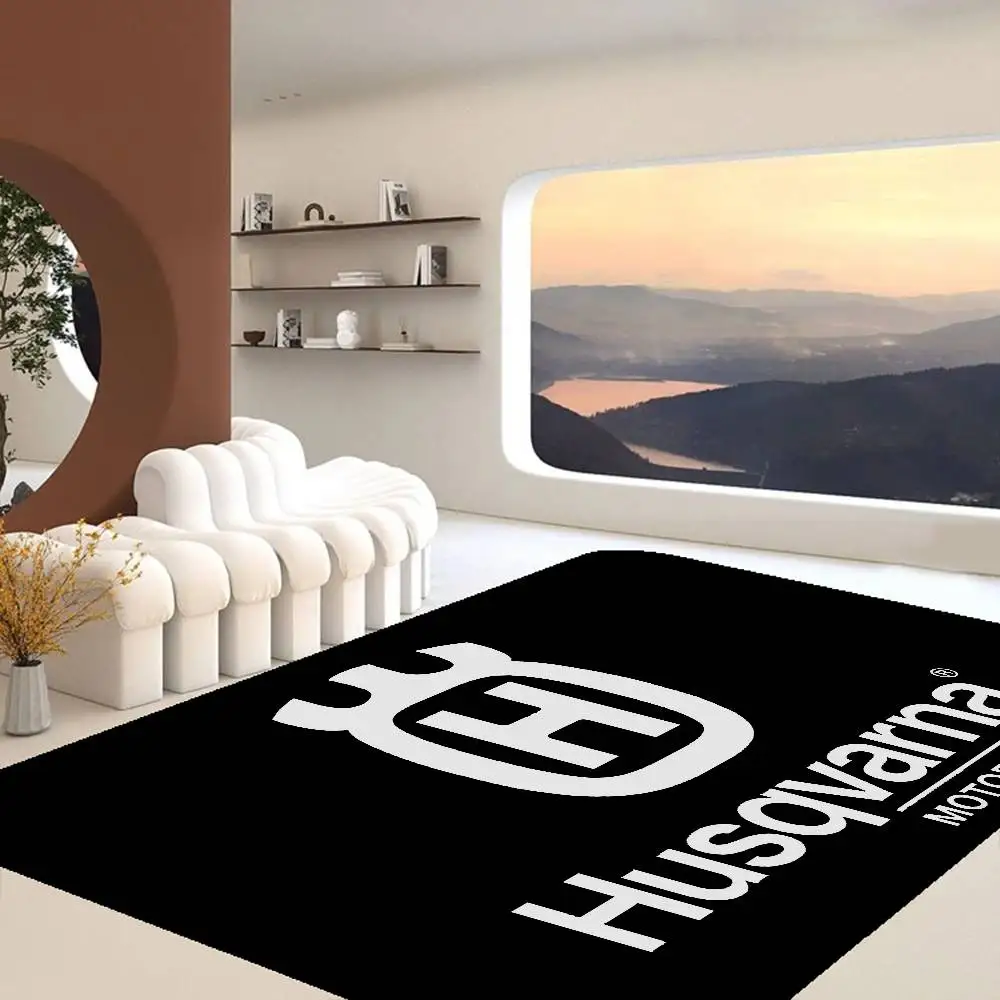 H-Husqvarna Logo Floor Mat Cheaper Anti-slip Modern Living Room Balcony Printed Bedside Mats - view 5