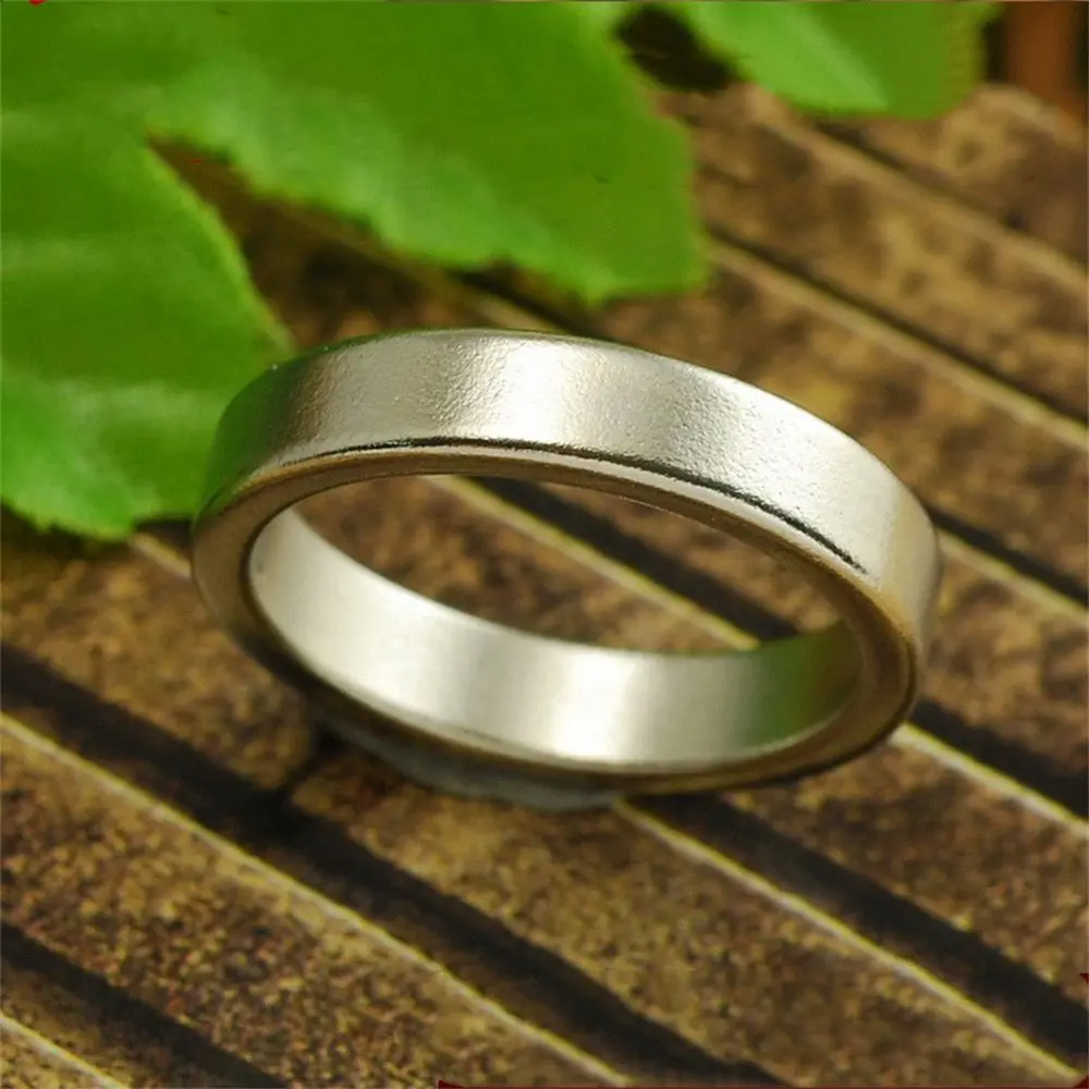 Magic Tricks Magnetic Magic Ring Gold Silver Plate Circular Arc Magician Ring Magic Props 18mm/19mm/20mm/21mm Wizard PK Ring