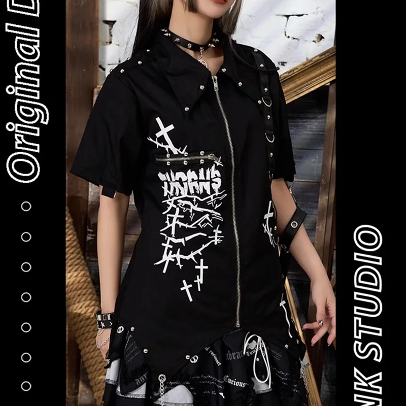 2024 Womens japanese Y2K clothes Rivet Chain Strap Shirt Punk Kill Shirt Neutral short sleeved zippered Top Subcultures Summer