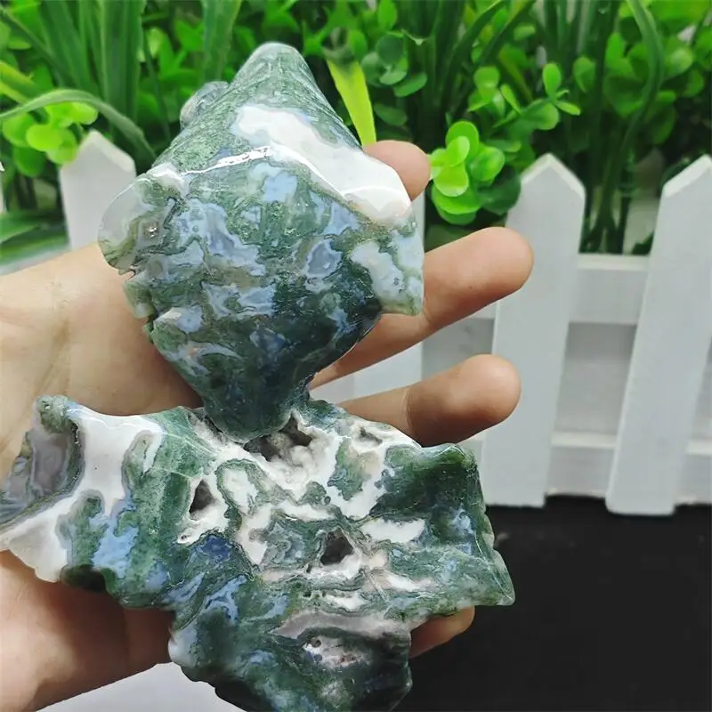 

Natural Moss Agate Goldfish Carving Statue Crafts Animal Polished Healing Figurine Home Ornament Gift 1PCS