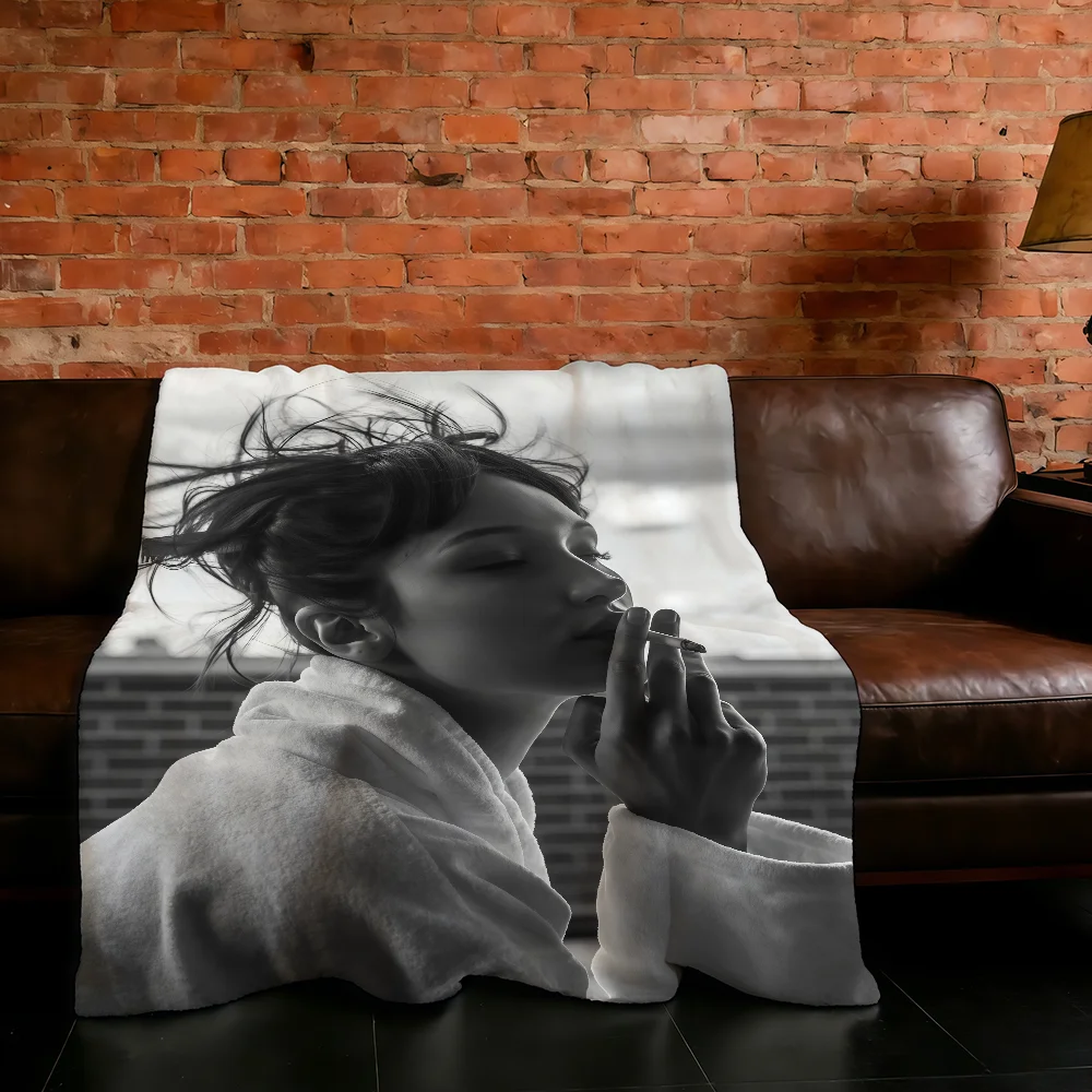Blanket Model B-Bella Super Warm Comfortable Hadid Plush Throw Blanket Child Home Sofa Bedroom Gift