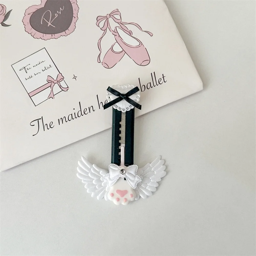 Cat Paw Utility Knife Mini Bowknot Style Compact Open Box Cutter Exquisite Lightweight Mail Knife