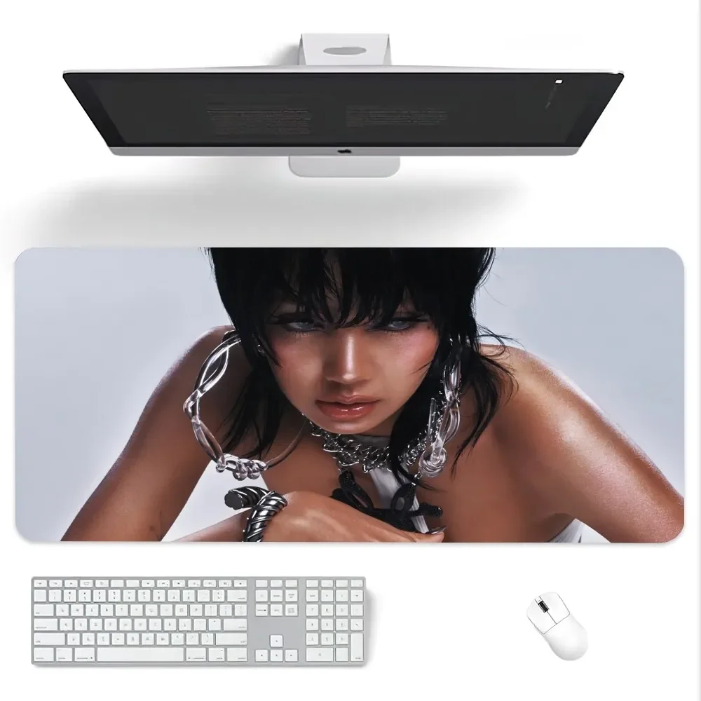 Kpop Hot Singer L-Lisa-S Rockstar Mouse Pad Computer Laptop Gaming Office Wrist Guard tappetino per tastiera antiscivolo