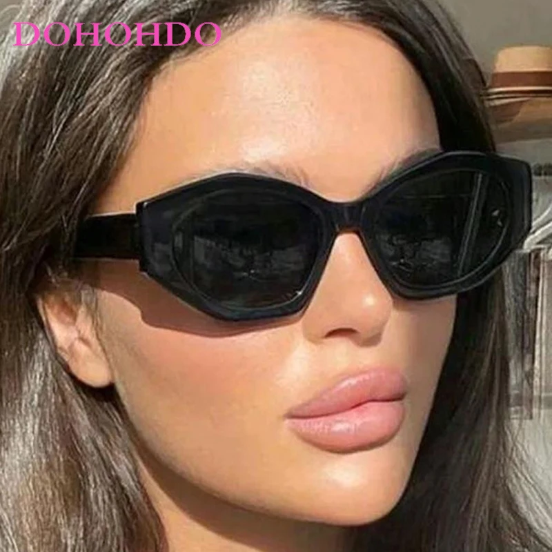 

Vintage Sexy Oversized Cat Eye Frame Women's Sunglasses Brand Designer Men Sunglass Outdoor Travel Drive Classic Eyewear UV400