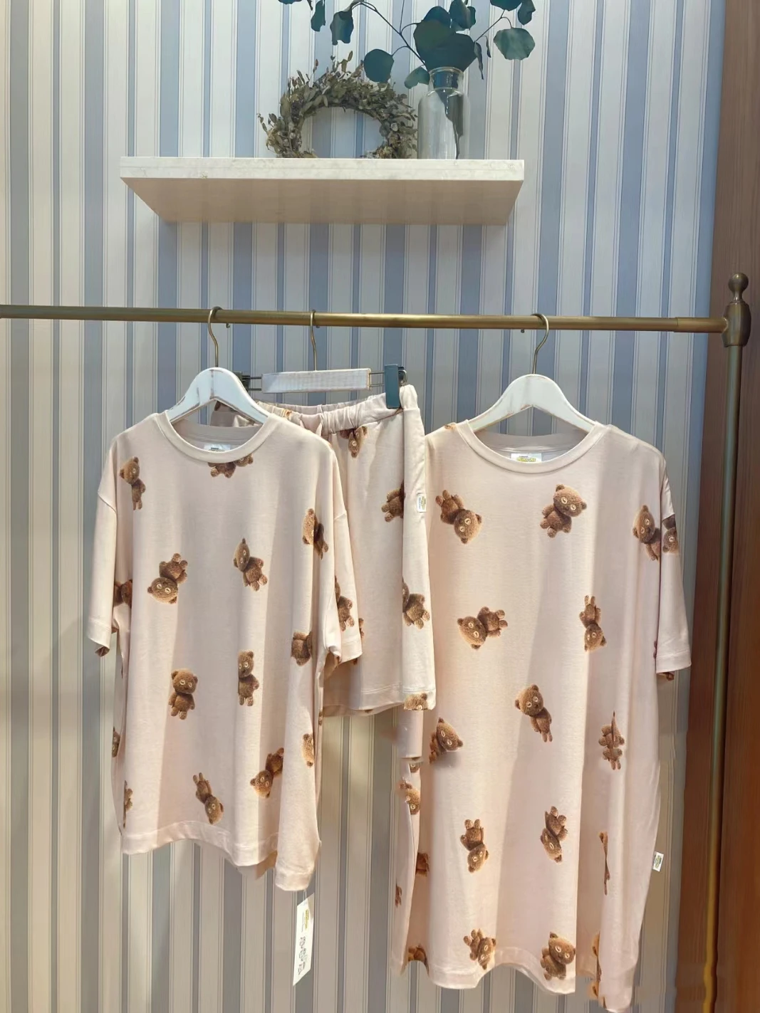 

Japanese Cartoon Bear Summer Lightweight Modal Women's Sleepwear Loose Comfortable Home Clothes Short Sleeve round Neck