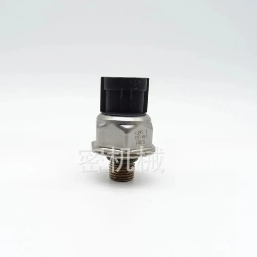 Wang Applicable to 45PP5-1 fuel high pressure common rail rail pressure sensor car engine parts excavator parts